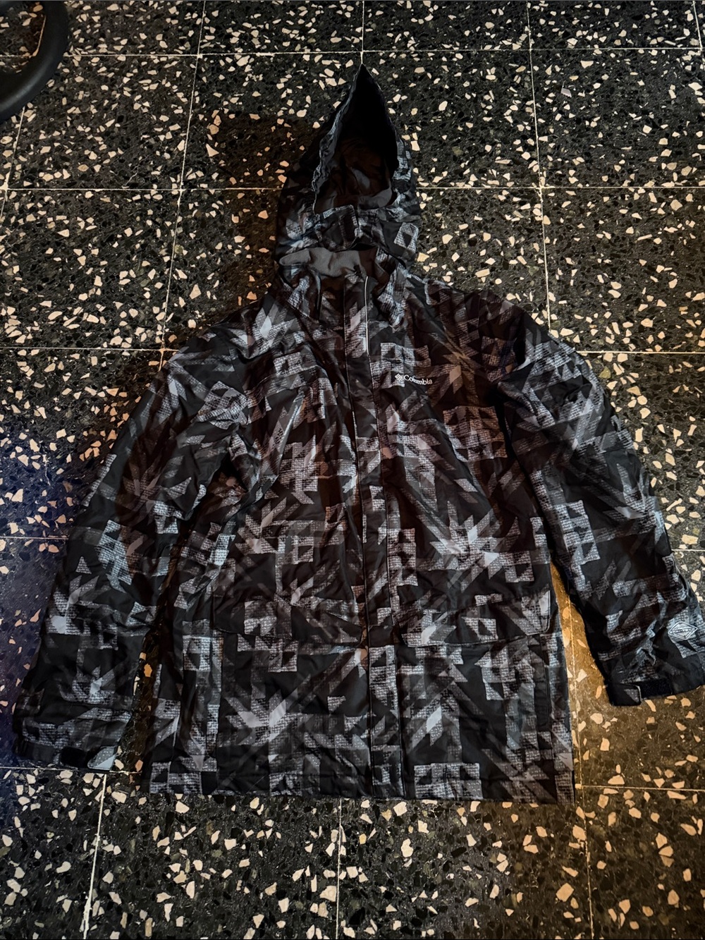 Columbia Kids Ski Jacket in Black and Gray Geometric Print